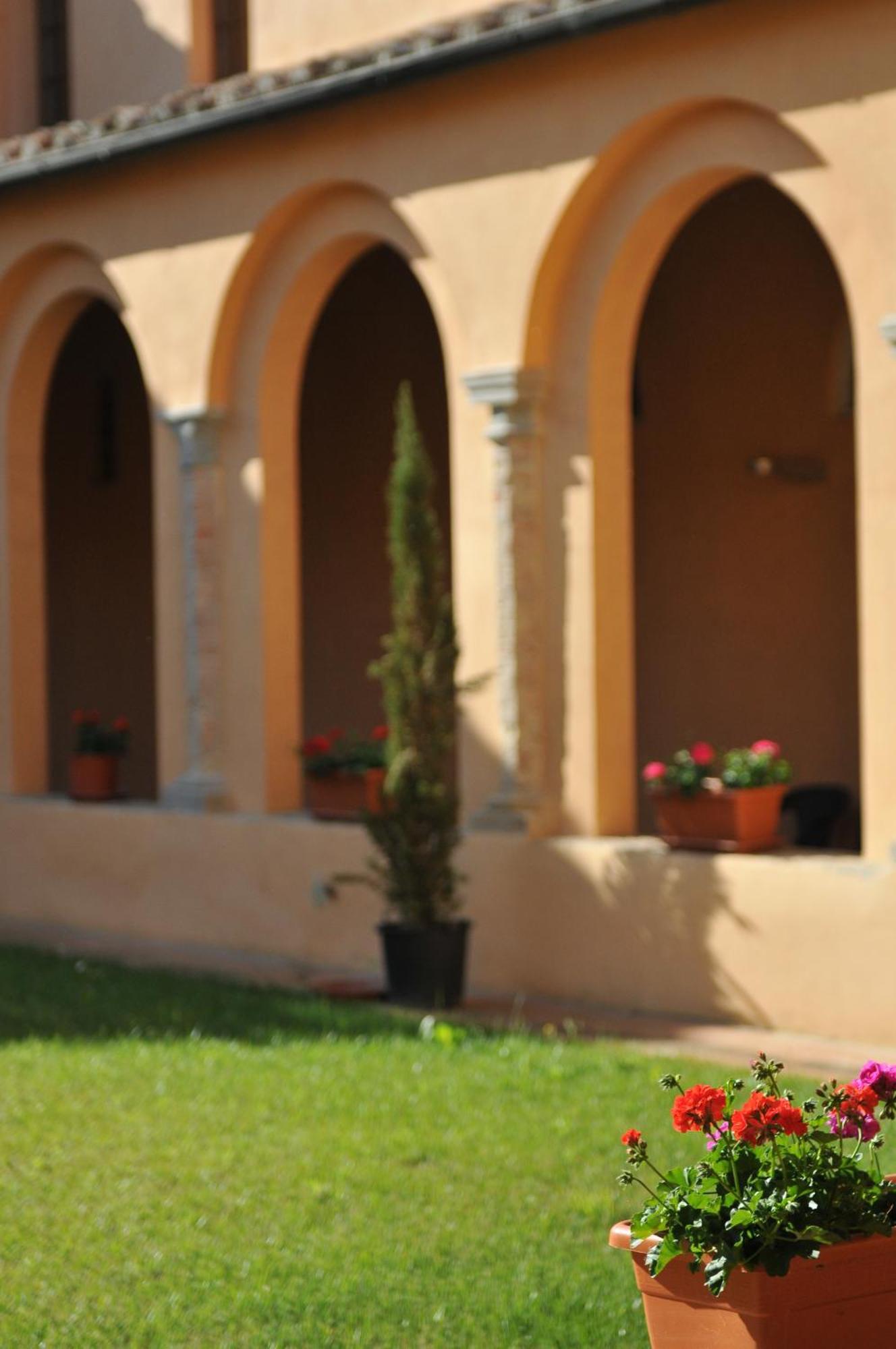 Chiostro Delle Monache Hostel Вольтерра Екстер'єр фото